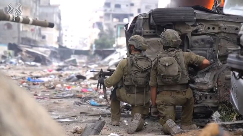 Izrael zveřejnil záběry z bitvy o největší nemocnici v Gaze